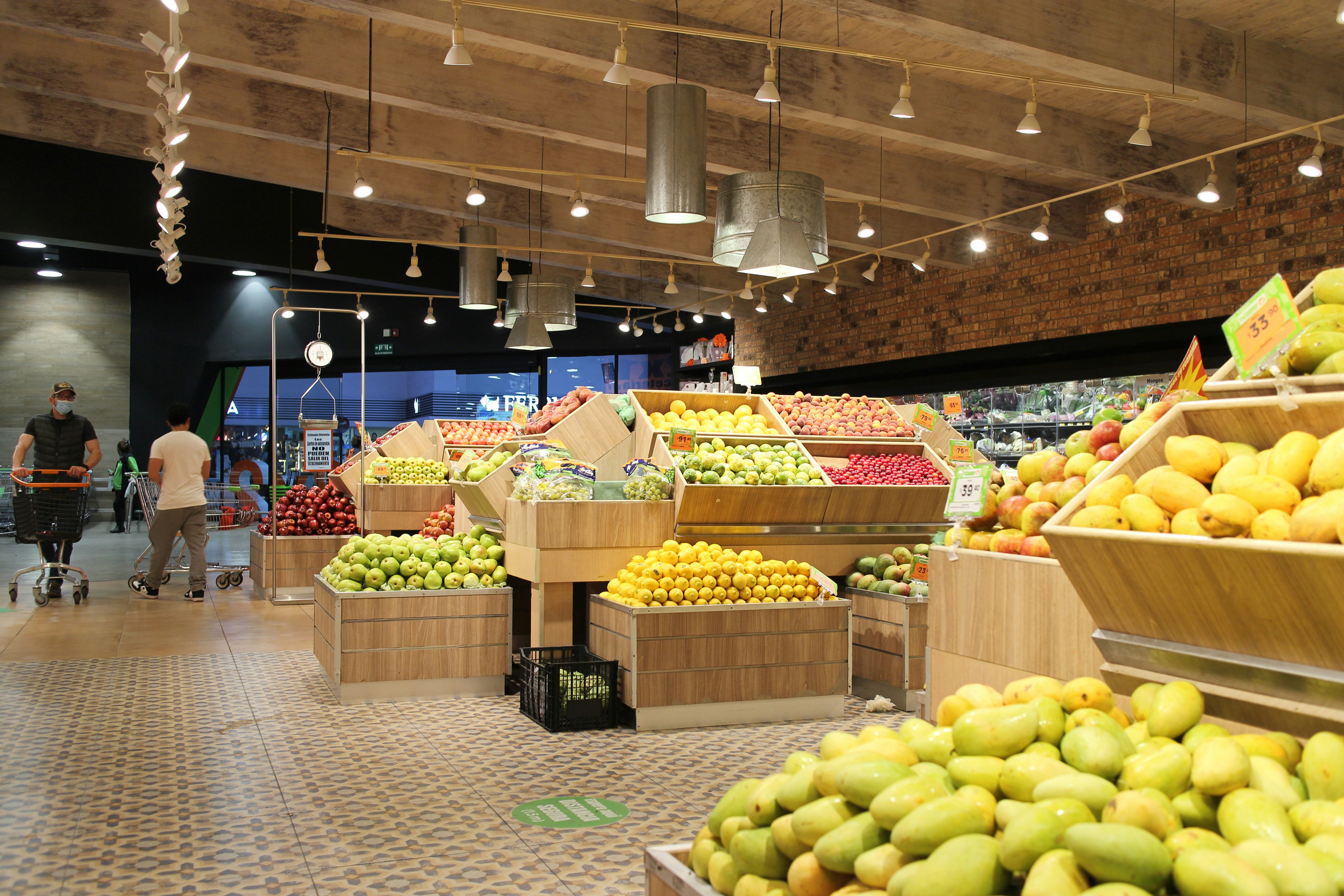 Image of a Grocery Store Produce section